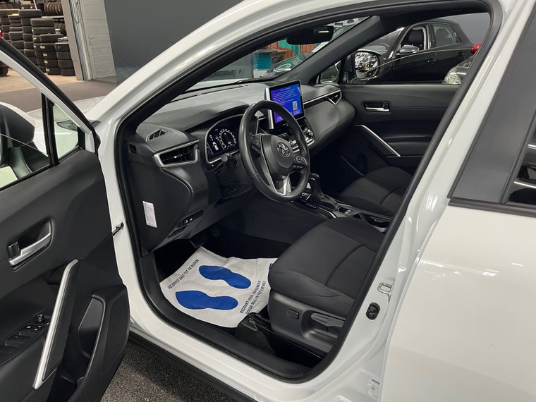 Vehicle Image 10