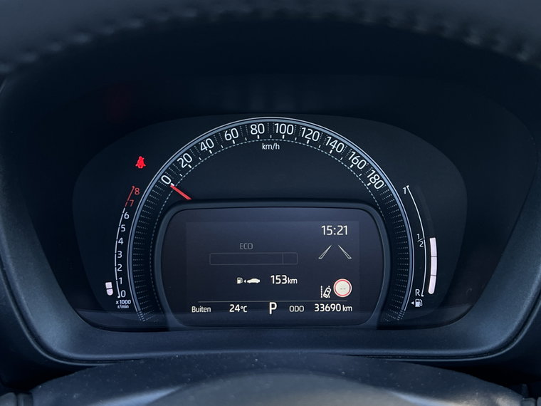 Vehicle Image 13