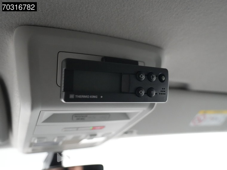 Vehicle Image 27