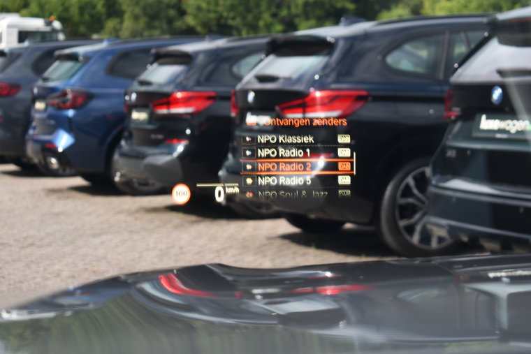 Vehicle Image 25