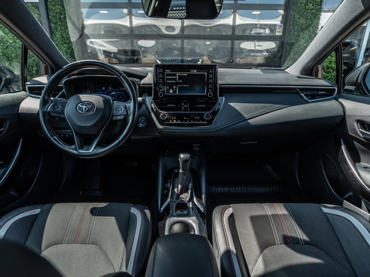 Vehicle Image 19