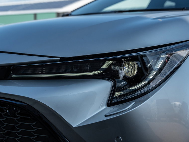 Vehicle Image 10