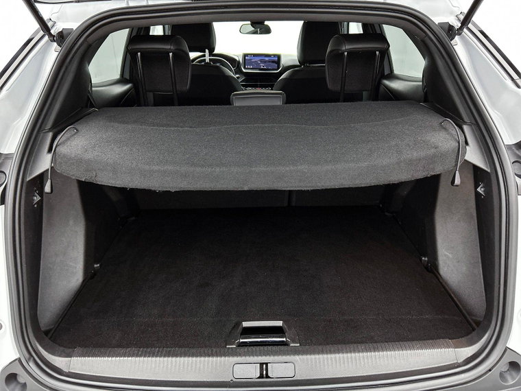 Vehicle Image 23