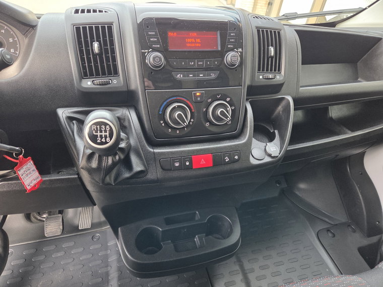 Vehicle Image 24