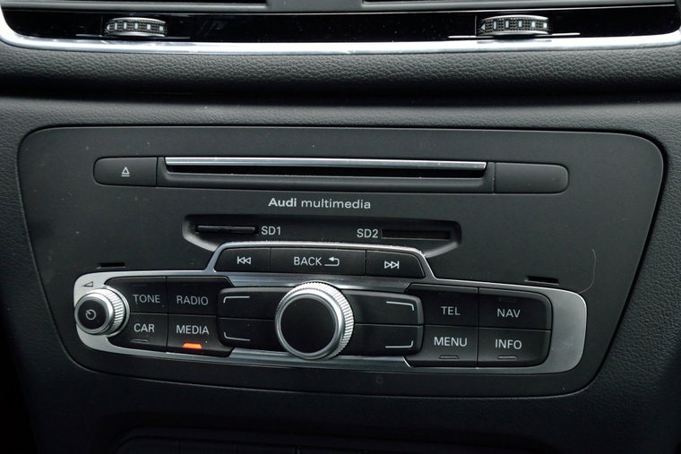 Vehicle Image 14