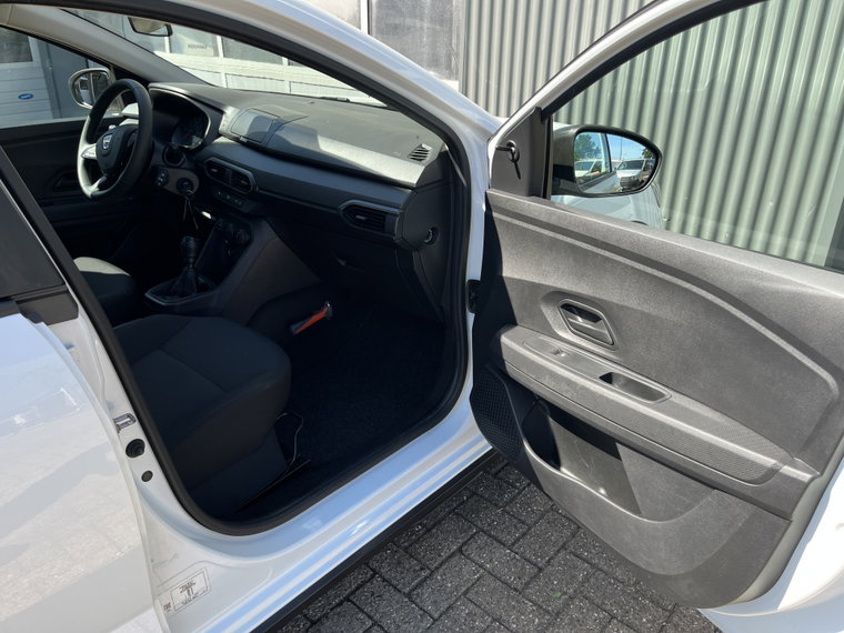 Vehicle Image 31