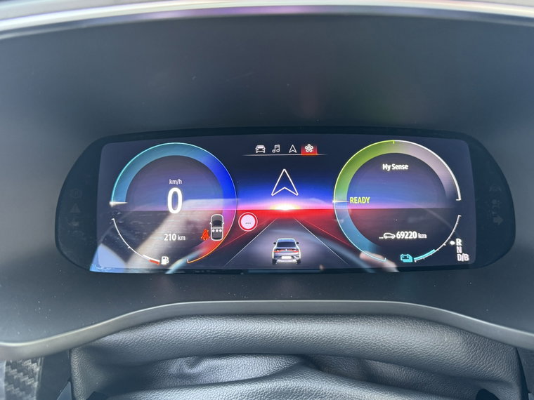 Vehicle Image 32