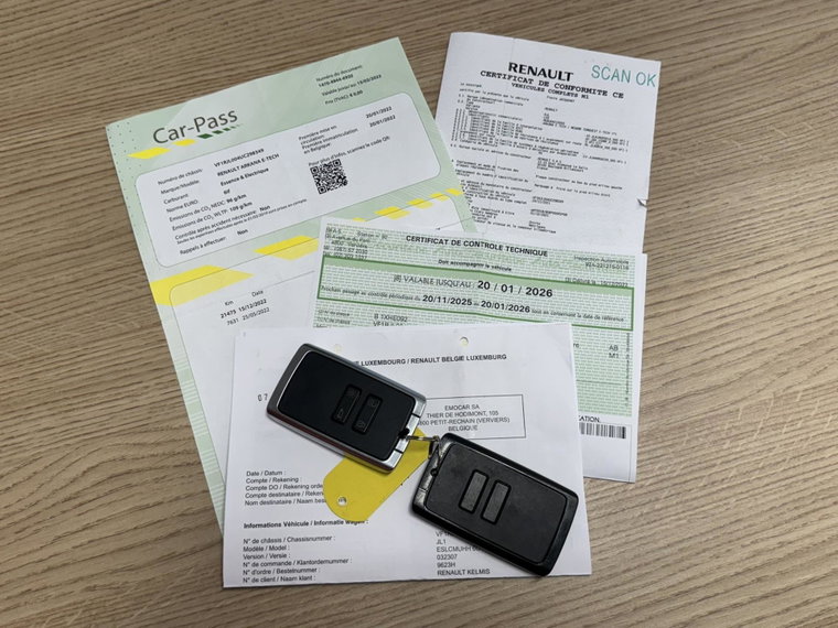 Vehicle Image 9