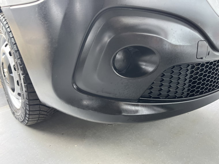 Vehicle Image 39