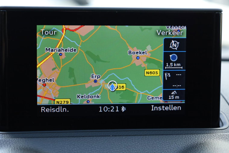 Vehicle Image 10