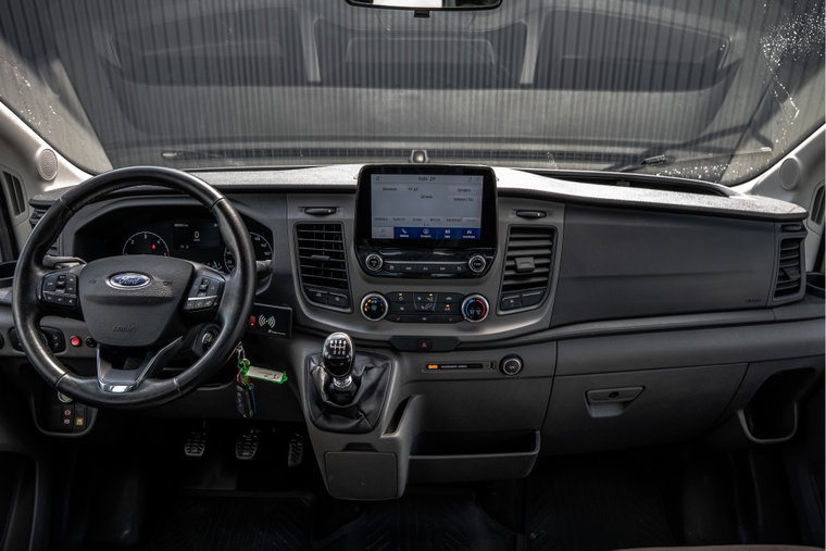 Vehicle Image 21