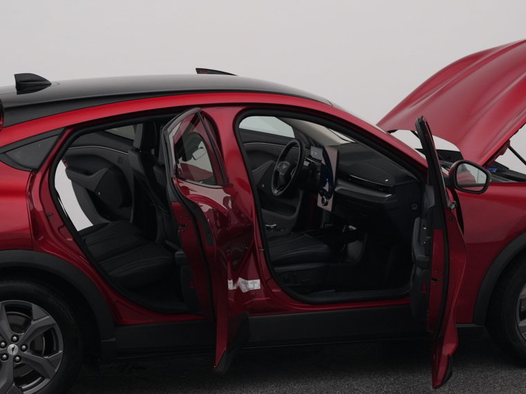 Vehicle Image 35