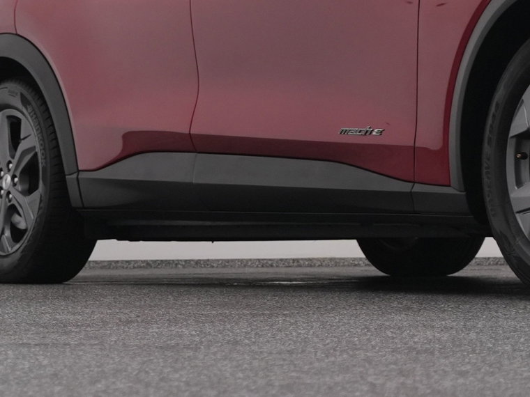 Vehicle Image 39
