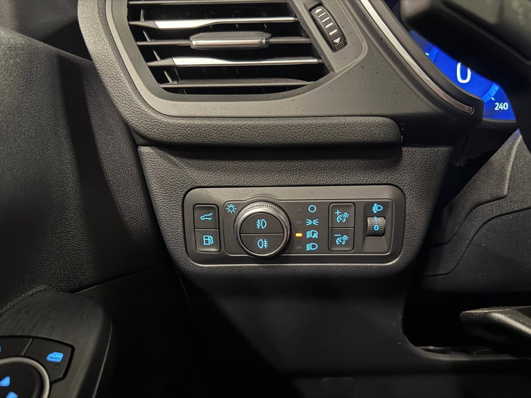 Vehicle Image 27