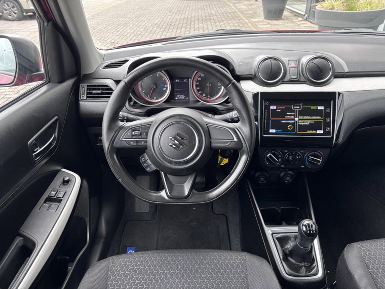 Vehicle Image 9