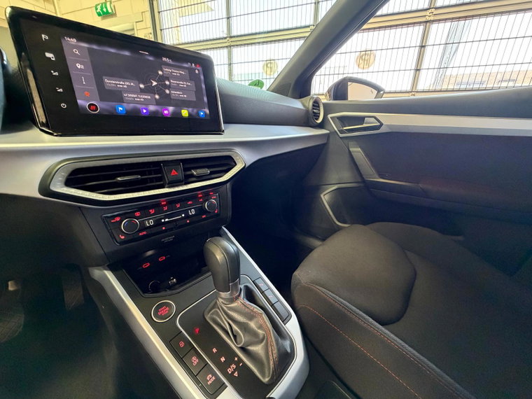 Vehicle Image 22
