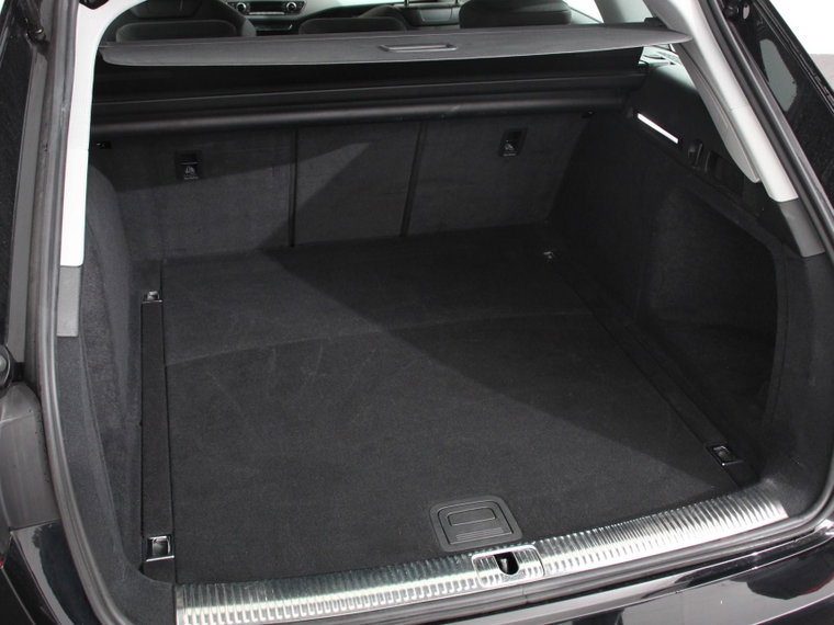 Vehicle Image 37