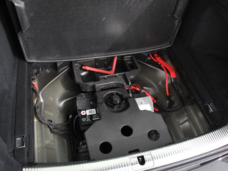 Vehicle Image 38