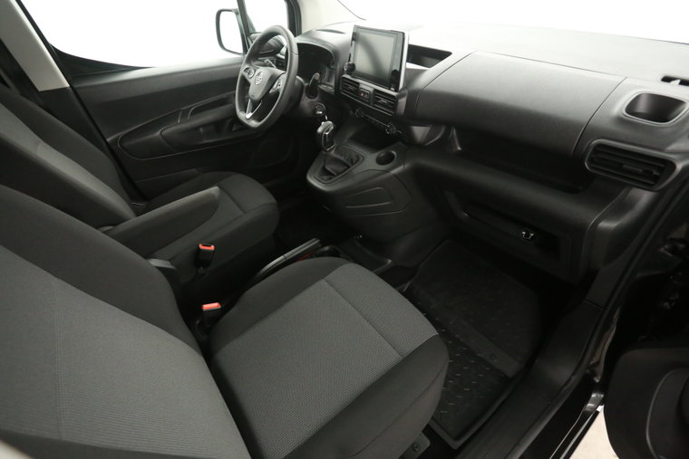 Vehicle Image 22