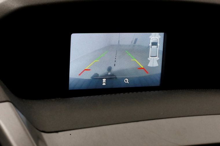 Vehicle Image 13