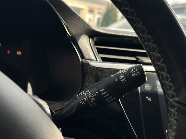 Vehicle Image 26