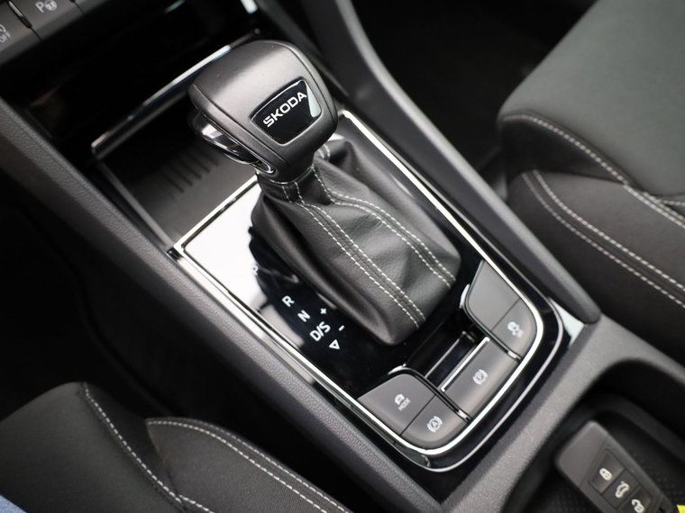 Vehicle Image 45