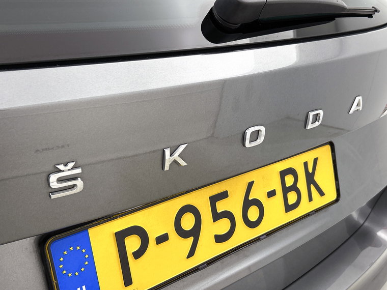 Vehicle Image 33