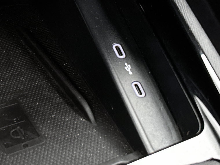 Vehicle Image 39