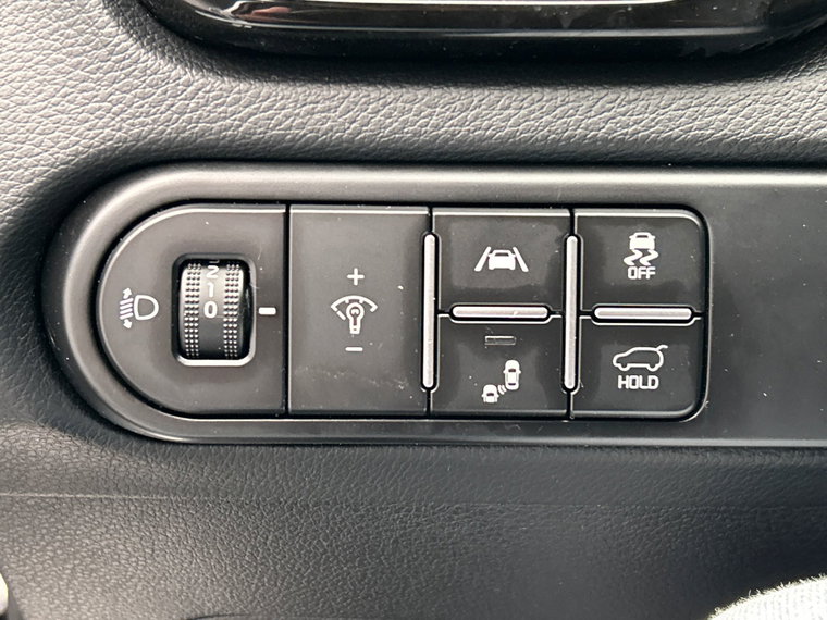Vehicle Image 27
