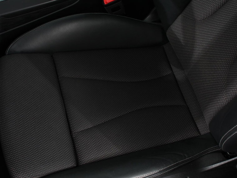 Vehicle Image 26