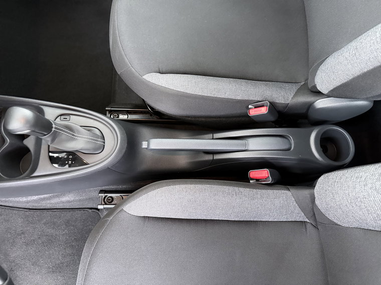Vehicle Image 33