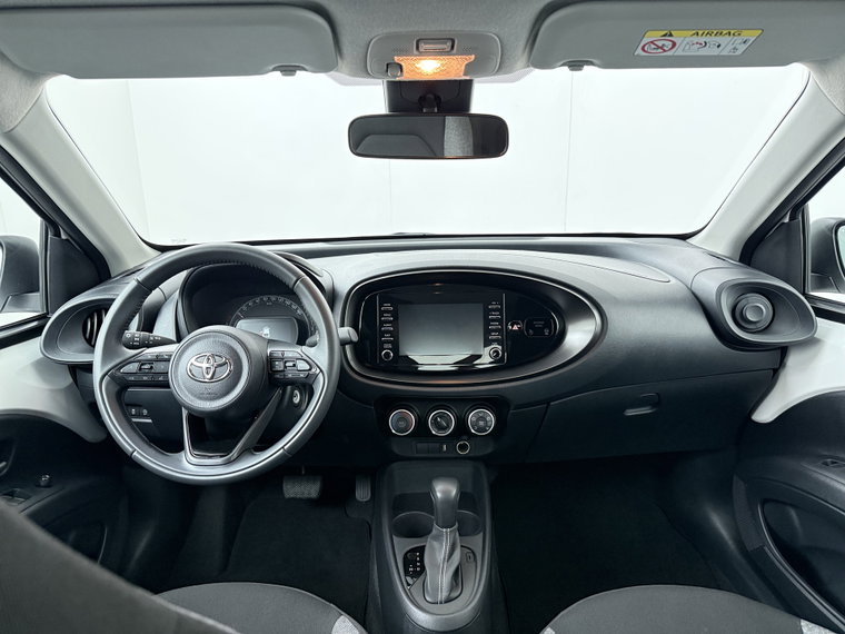 Vehicle Image 37