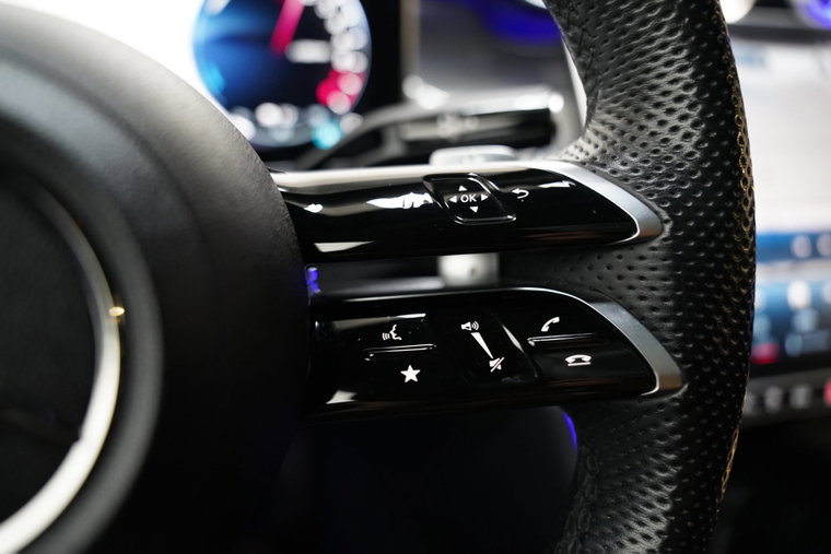 Vehicle Image 47