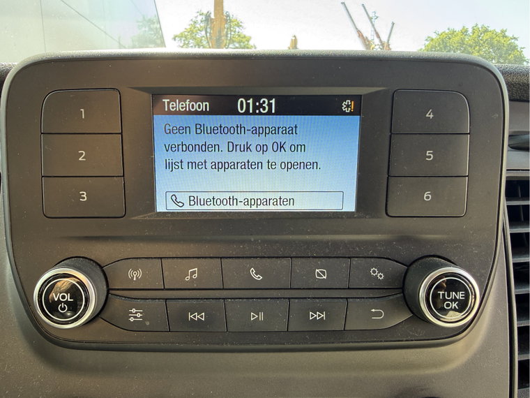 Vehicle Image 19