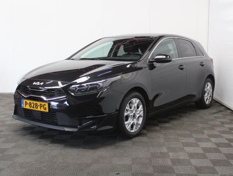 Vehicle Image 11