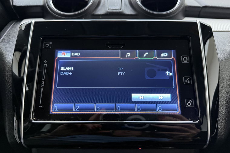 Vehicle Image 25
