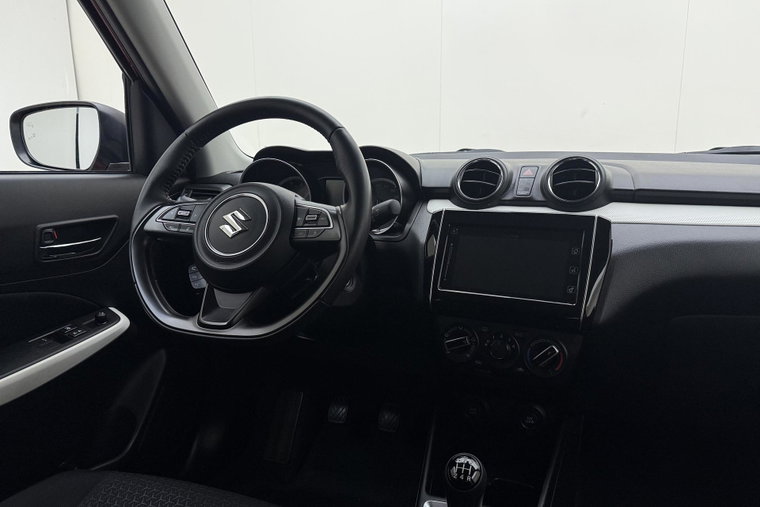 Vehicle Image 29
