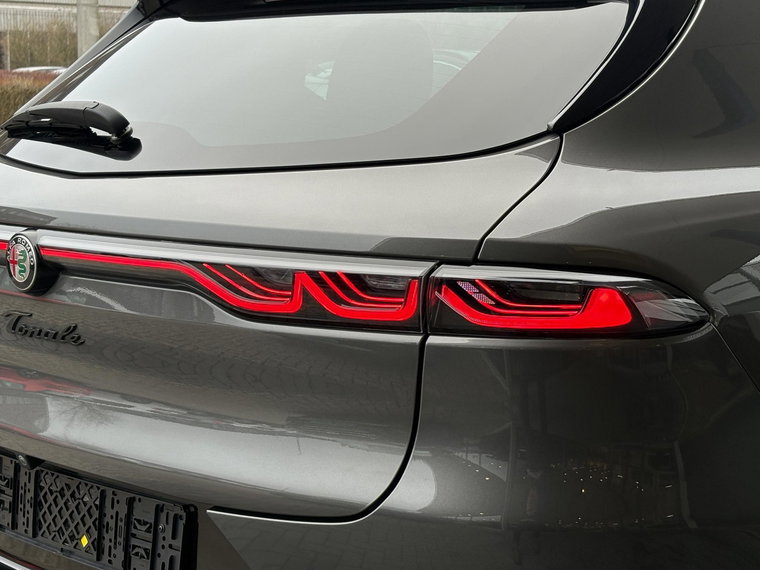 Vehicle Image 40