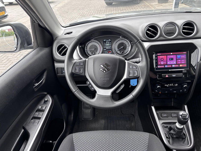 Vehicle Image 15