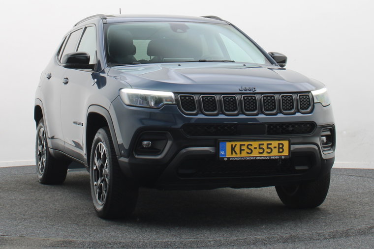 Vehicle Image 24