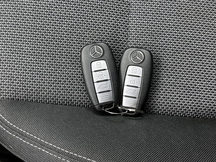 Vehicle Image 24