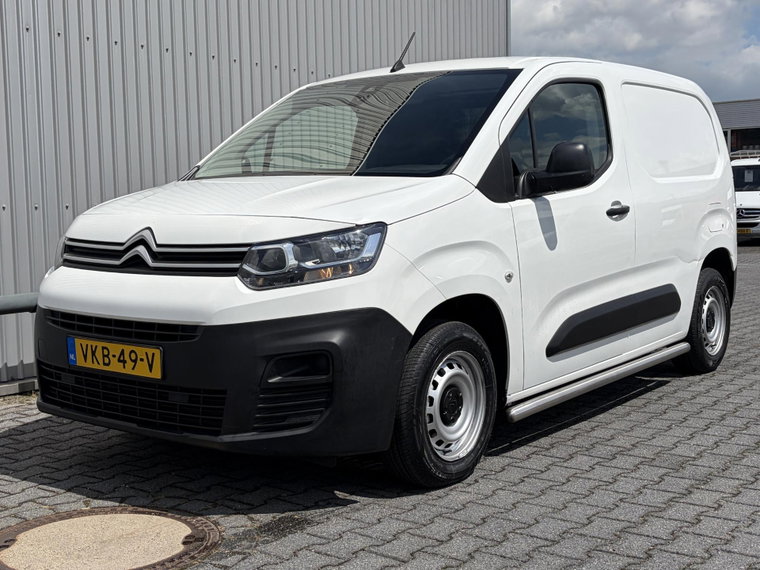 Vehicle Image 22