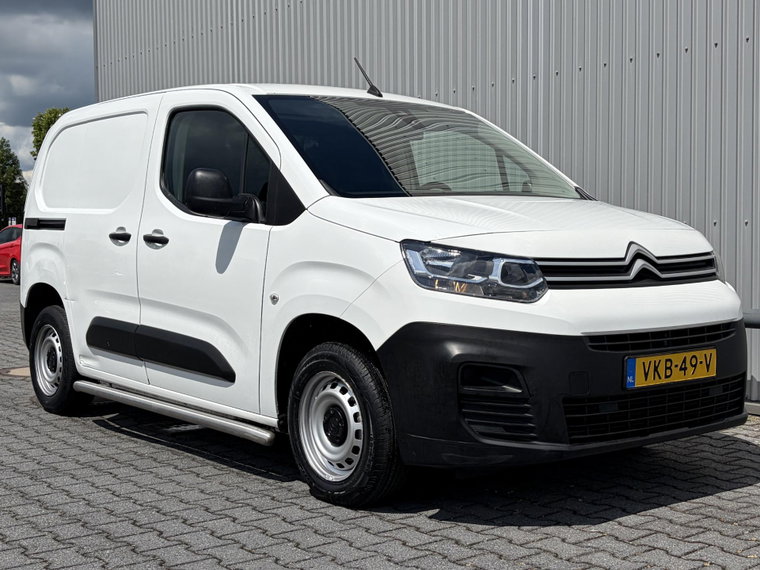 Vehicle Image 26