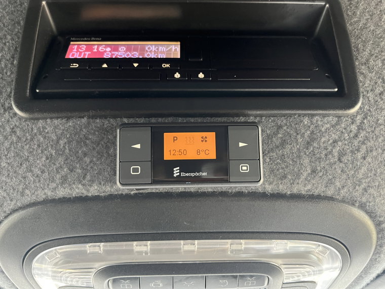 Vehicle Image 37