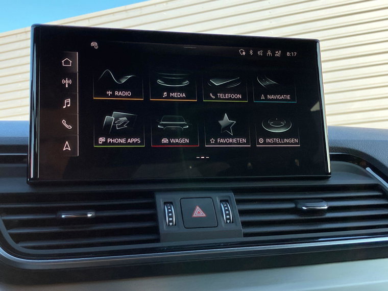 Vehicle Image 19