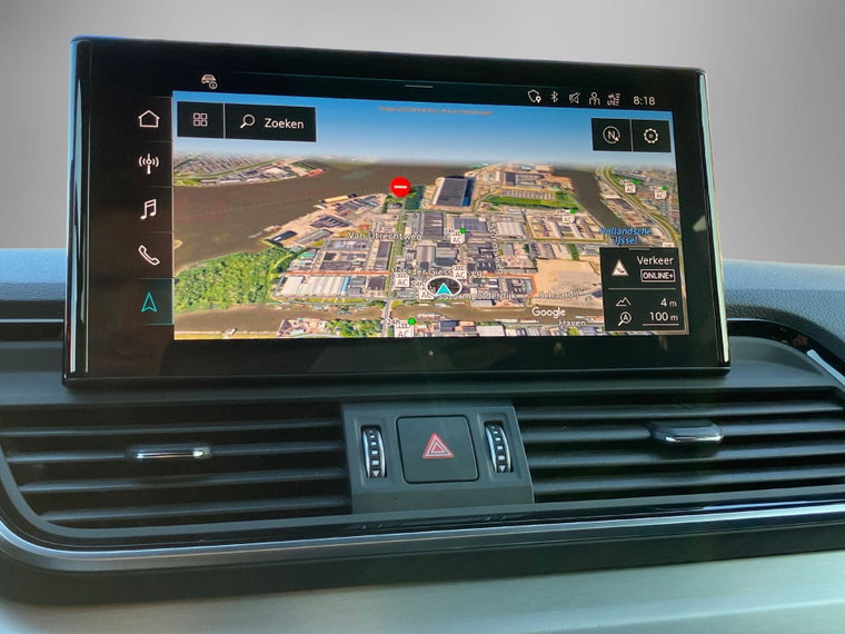 Vehicle Image 9