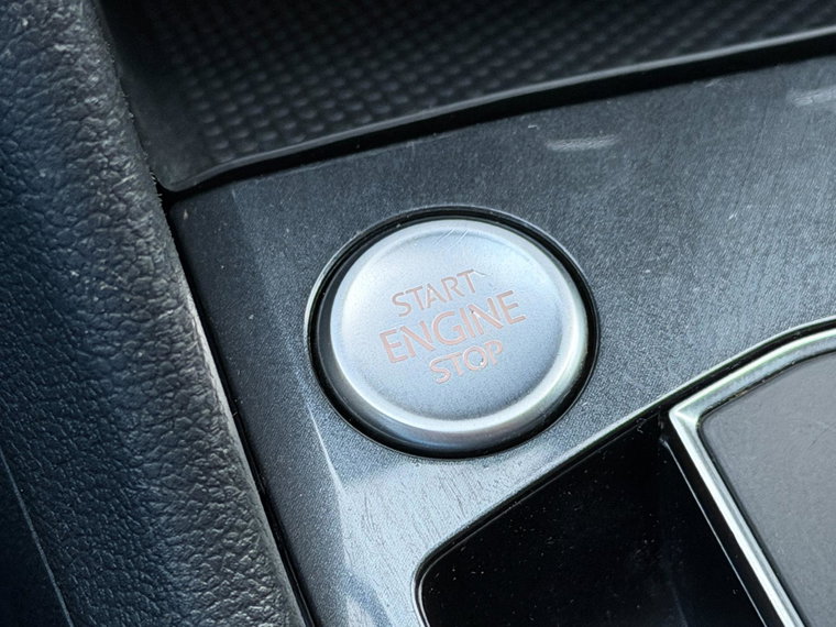 Vehicle Image 40