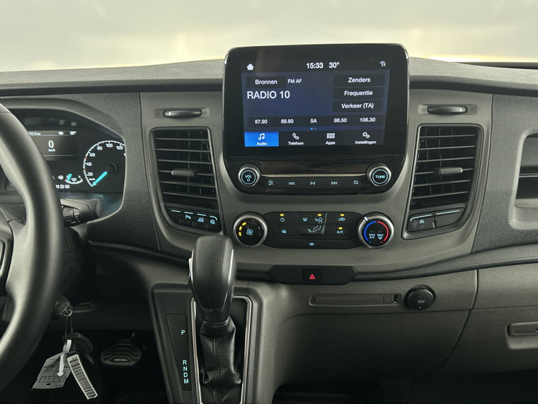 Vehicle Image 30