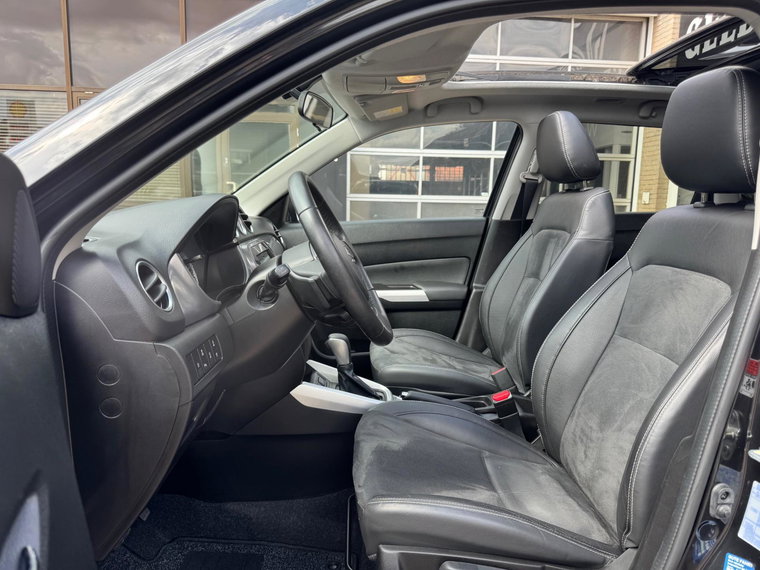 Vehicle Image 18