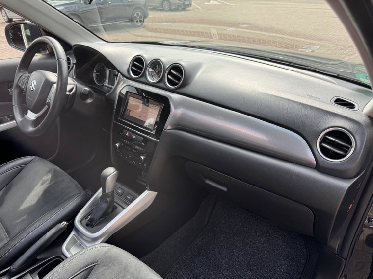 Vehicle Image 36